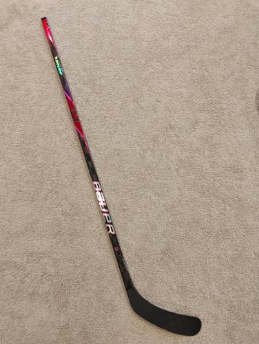 Senior Bauer Proto2 Right Handed Hockey Stick P92 77 Flex (New)