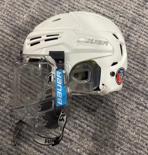 Bauer Re-Akt 150 Helmet w/ Bauer Full Shield – XS – White – New
