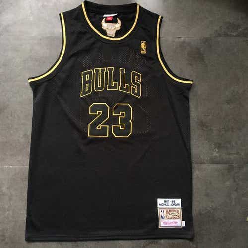 Michael Jordan Retro Mesh Black-Gold Basketball #23 Embroidered Jersey Size Small