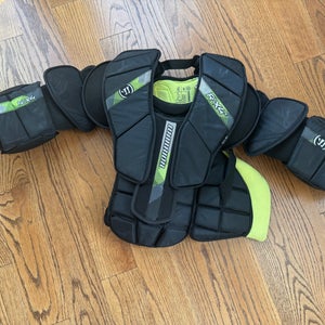 Large/Extra Large Warrior RX4 Goalie Chest Protector (Used)