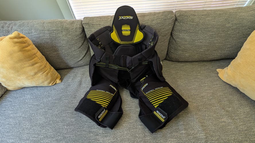 CCM Super Tacks Girdle