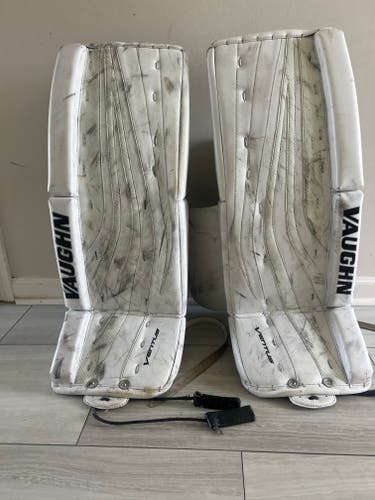 30" Vaughn Ventus SLR Pro Goalie Leg Pads
