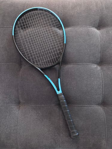 2025 HEAD Gravity Tour 98 (Used), Grip Size 2