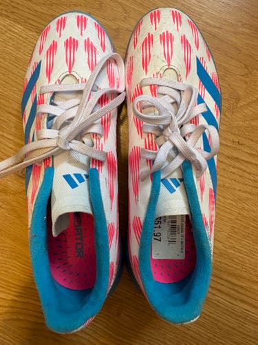 White, Pink, Blue Unisex 4Y (Big Kids / Youth) Adidas Turf Cleats Cleats (Used)