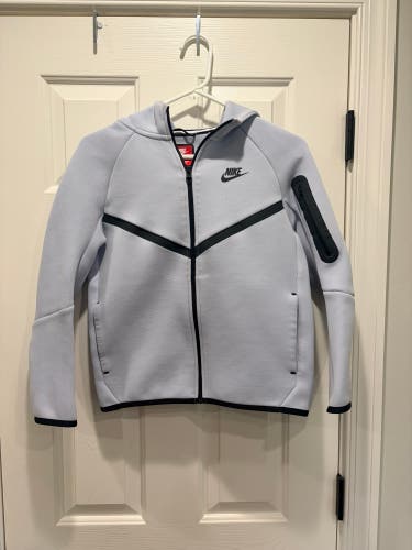 Nike Tech Light Blue Boys Large Jacket (Used)