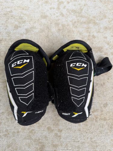 Junior Small CCM Tacks Elbow Pads (Used)