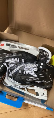 New Bauer Supreme Ignite Pro+ Hockey Skates 7 Fit 2