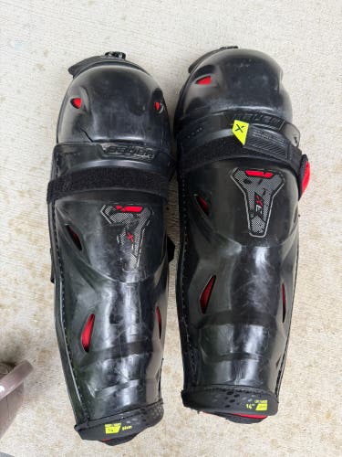 Intermediate Bauer Supreme S170 14" Shin Pads (Used)