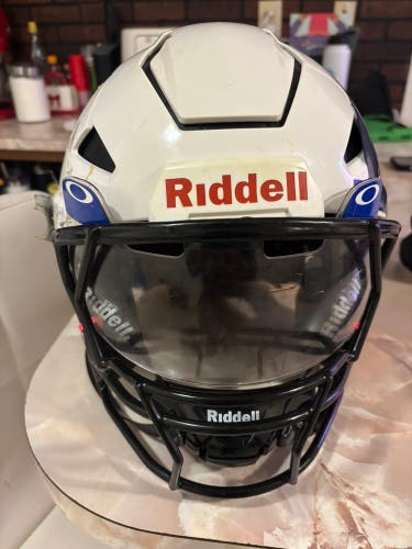 bell full face helmet child Rally Bike Helmets and the fun graphics Portrait Small Backpack - Color:Jade Shiner Icon Variant Helmet