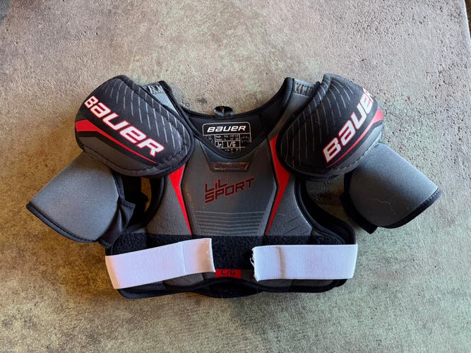 Large Junior Bauer Lil Sport Shoulder Pads (Used)