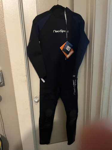 Wetsuits / Drysuits