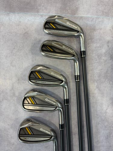 Men's TaylorMade Rocketbladez Iron Set Right Handed Senior Flex Graphite Shaft (Used)