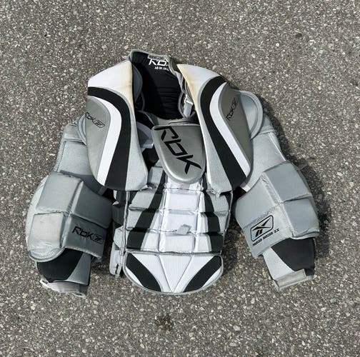 Senior Large Reebok 6K Goalie Chest Protector