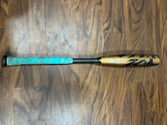 2022 DeMarini Zoa Composite USSSA Certified Bat (-5) 26 oz 31"