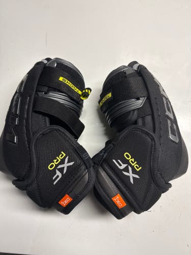 Senior Medium CCM Tacks XF Pro Elbow Pads (New)