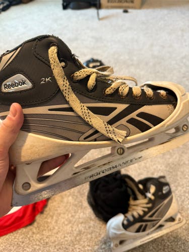 Reebok 2K Hockey Goalie Skates Regular Width 7.5 (Used)