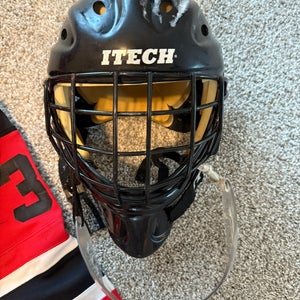 Senior Large Itech Goalie Mask (Used)
