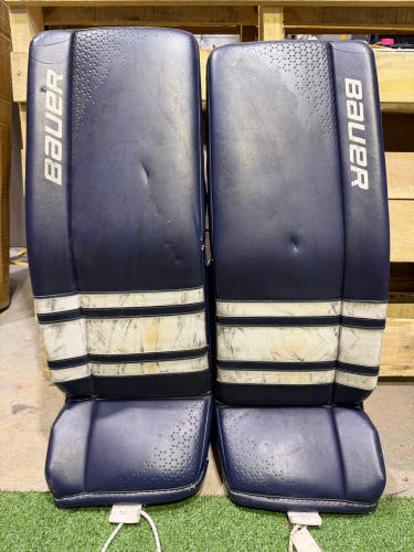 30" Junior Bauer GSX (2023 Model) Goalie Leg Pads