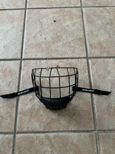 Medium Bauer Profile I Full Cage (Used)