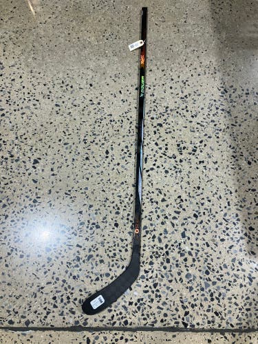 Intermediate Bauer Proto-R Hockey Stick Right Handed P28 65 Flex (New)