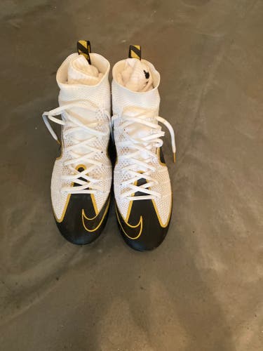 Men's Size M 12.0 (W 13.0) Nike Vapor untouchable with new cleated vtrky insoles