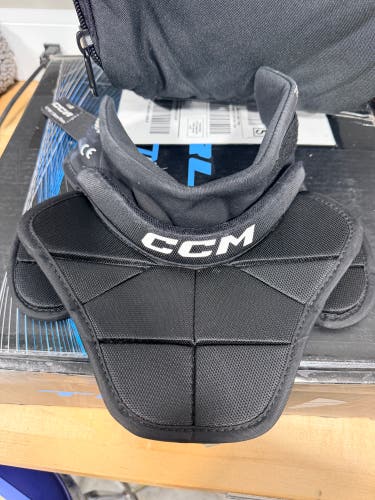 Goalie neck guard