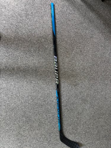 Senior Bauer Nexus Sync Left Hand Hockey Stick P28 77 Flex (Used)