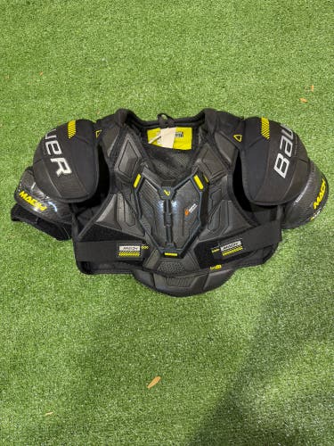 Intermediate Medium Bauer Supreme Mach Shoulder Pads