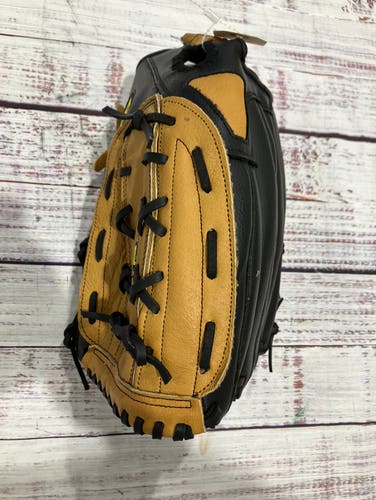 Brown Wilson A360 RH Softball Glove 14" (Used)