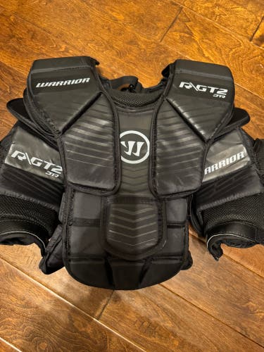 Large/Extra Large Warrior Ritual GT2 Goalie Chest Protector (Used)