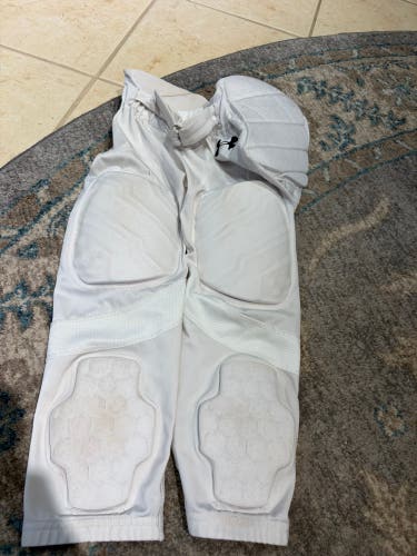 White Men's Medium Youth Under Armour Game Pants (Used)