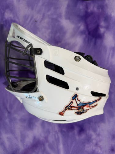 White Adult Cascade CPV-R Helmet (Used)