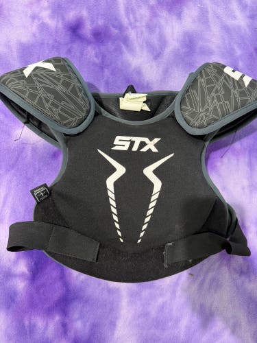 Medium Youth STX Stallion 50 Shoulder Pads (Used)