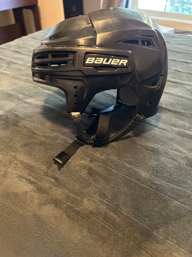 Large Bauer IMS 5.0 Helmet (Used)