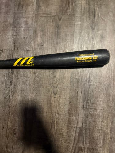 2023 Marucci Pro Cut Maple Bat (-3) 29.5 oz 32.5" (Used)