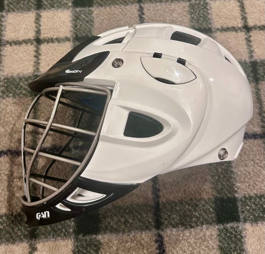 Gait Identity rare lacrosse helmet game used early 2000’s white / black