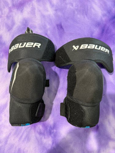 Intermediate Medium Bauer Vapor Volt Elbow Pads (Used)