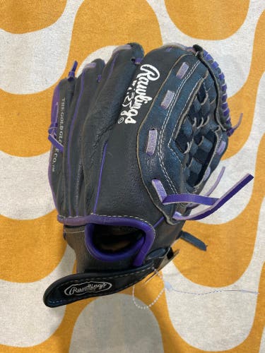 Black Rawlings Highlight Series RH Baseball Glove 11" (Used)