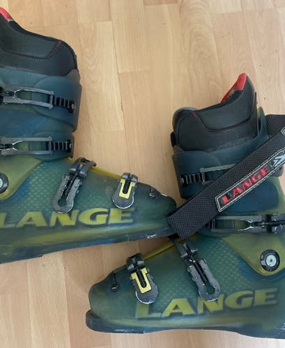 Men's Lange Ski Boots Size US 12/343mm (Used)