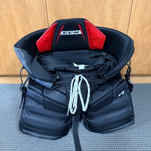 Senior Medium 2022 CCM Axis Pro Hockey Goalie Pants (Used)