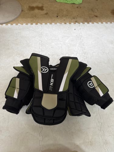 Small Warrior Ritual X5 Goalie Chest Protector (New)
