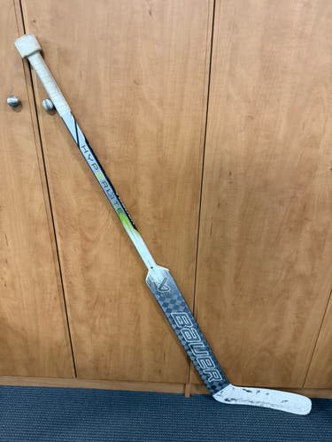 Senior Bauer Vapor Hyperlite 2 Regular Goalie Stick 26" Paddle (Used)