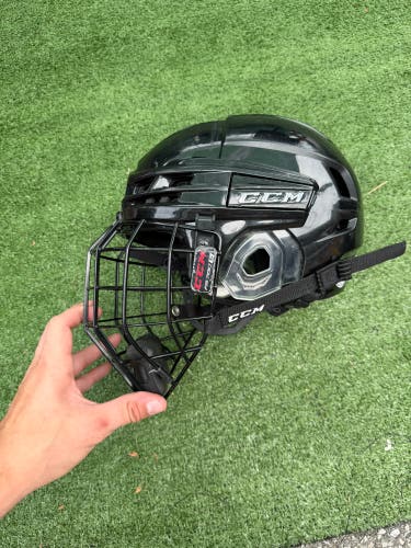 Small CCM Super Tacks X Helmet