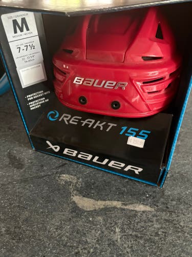 Medium Bauer Re-Akt 155 Helmet (New)