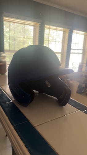 Small / Medium Victus Batting Helmet (Used)