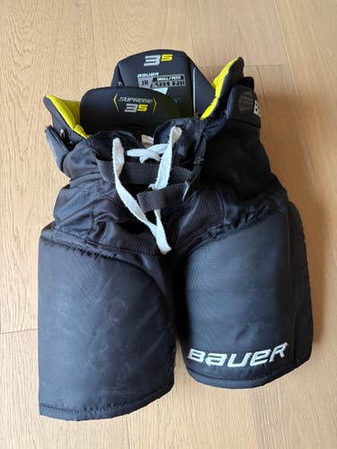 Men's Junior Small Bauer Supreme 3S Hockey Pants (Used)
