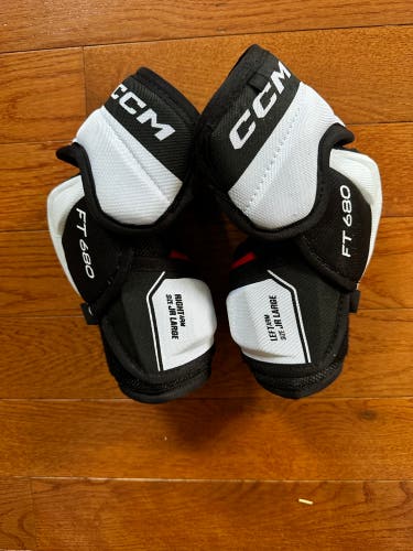 Junior Large CCM JetSpeed FT680 Elbow Pads (Used)