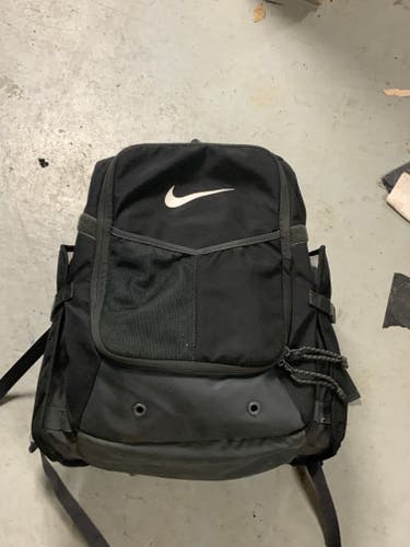 Nike Bat Pack (New)