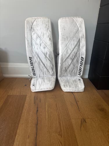 34" Bauer Vapor X5 Pro Goalie Leg Pads (Used)