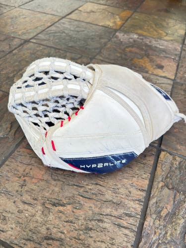 Bauer Vapor Hyperlite 2 Regular Pro Stock (Used)